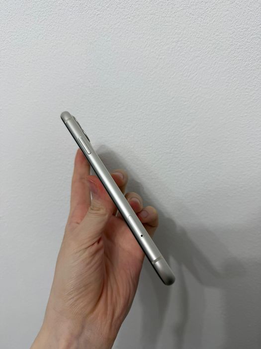 iPhone 11 128 gb белый