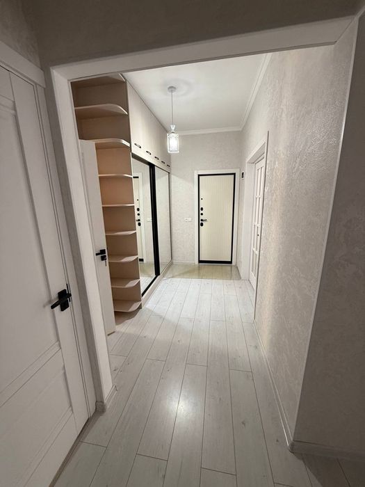 Продается 4х комнатная квартира на куйлюк 5 массив сдвоеный зал (RV)