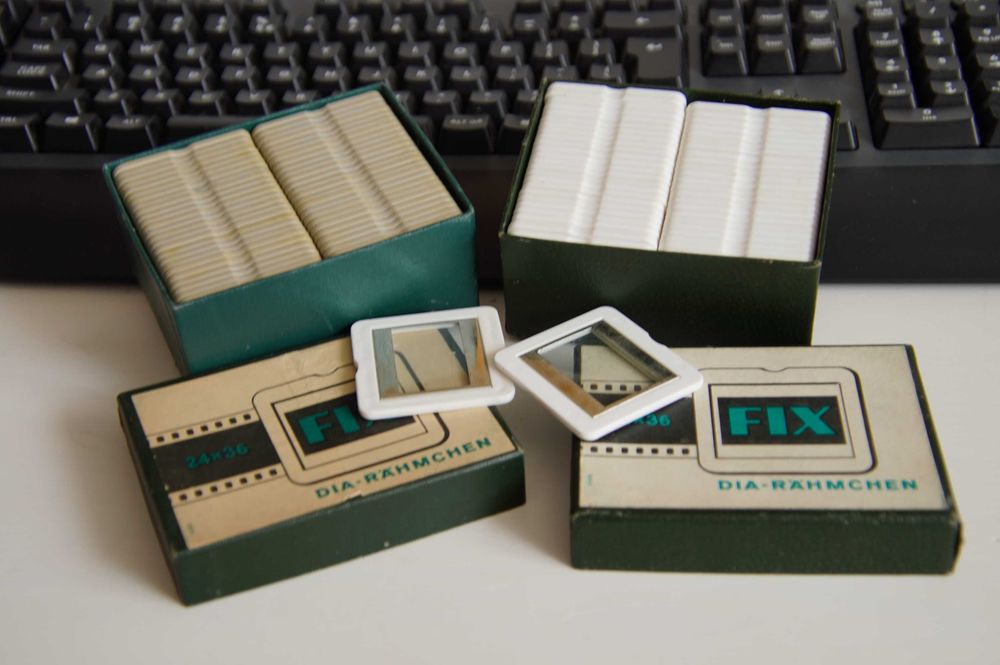 Lot accesorii: Baterie Olympus BLS-5, + incarcator Olympus BCS-5, Dji Mini 2 SE