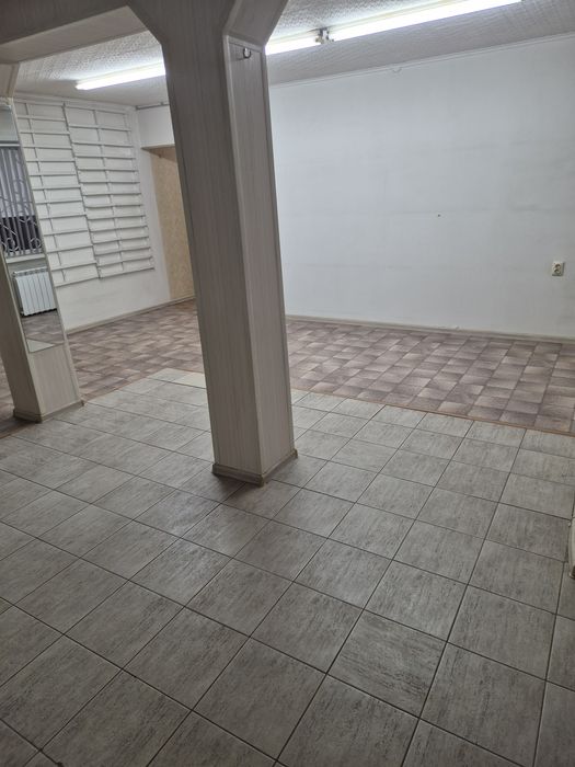 Продам торговое помещение