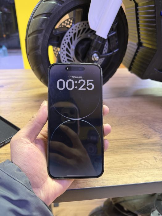 Iphone 14 Pro Max (256GB),77%Аккумулятор