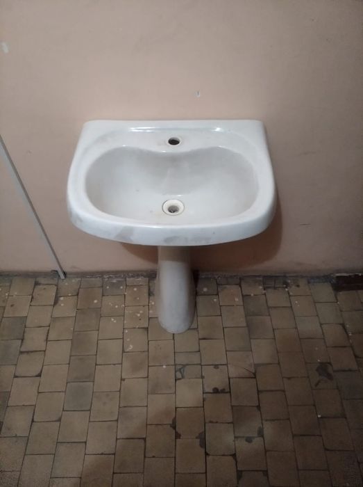 Тюльпан б/у в отличном состоянии!