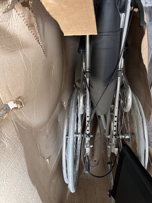 Инвалидная коляска