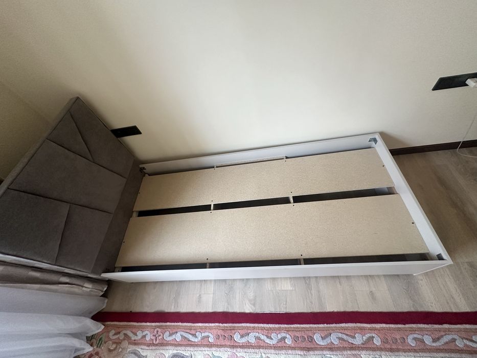 Кровать для спальный