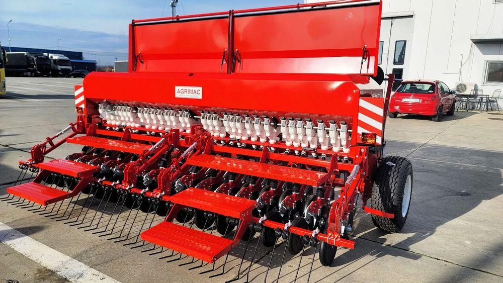 Agrimac AMS-WF 3-4M cu fertilizare semanatore de paiose