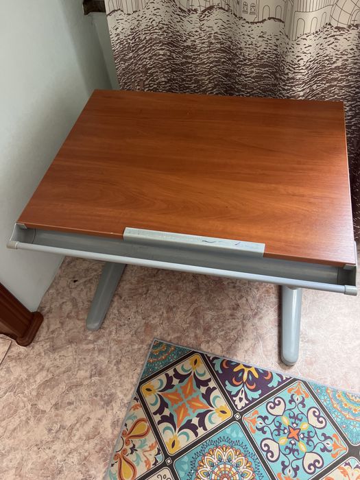 Парта со стулом дэми