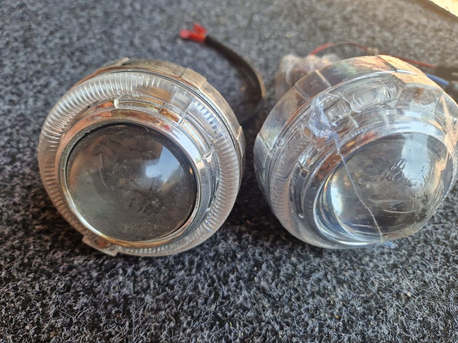 Продам срочно фары линзы