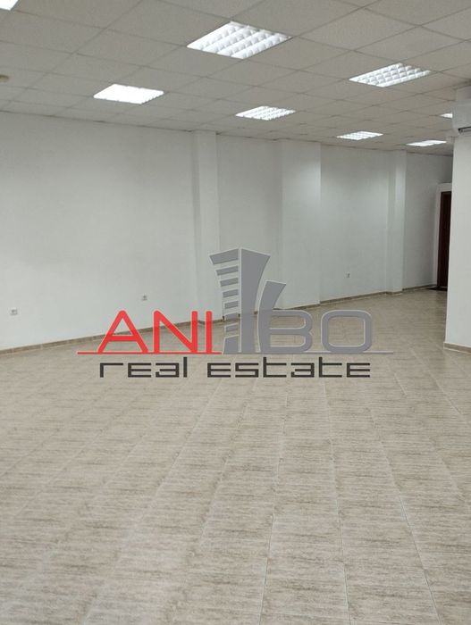 Магазин в Варна-Левски площ 75 цена 2999