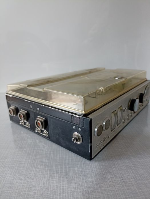 Продам редкий катушечный магнитофон