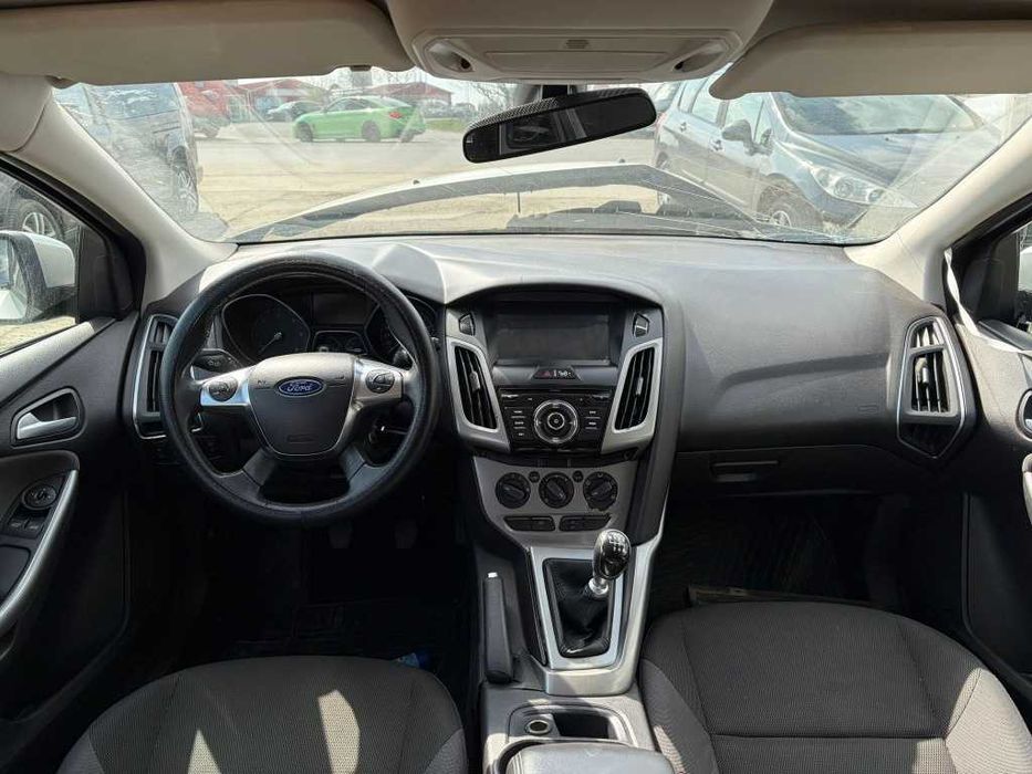 Dezmembrez Ford Focus 3 Turnier 1.6 Tdci T1DB 115 Cai an 2013