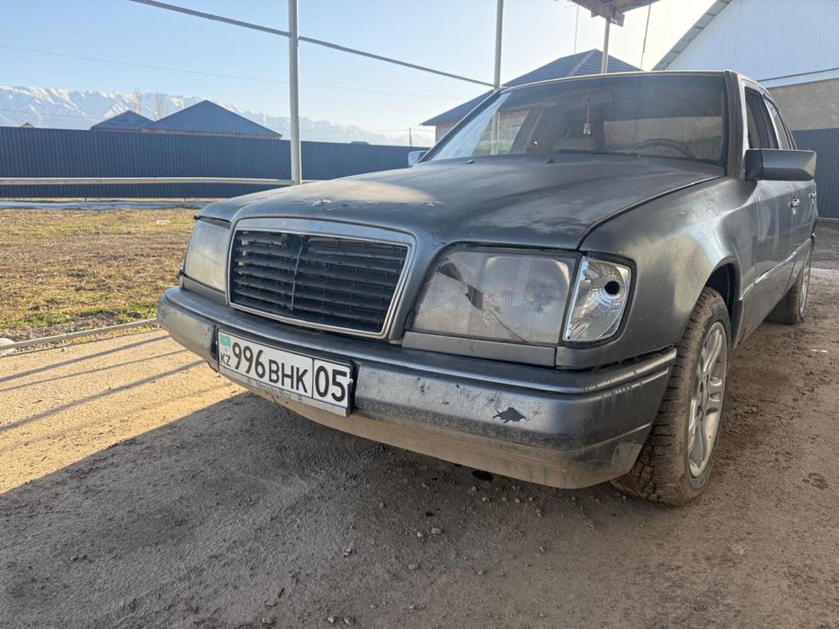 Мерседес е260 w124
