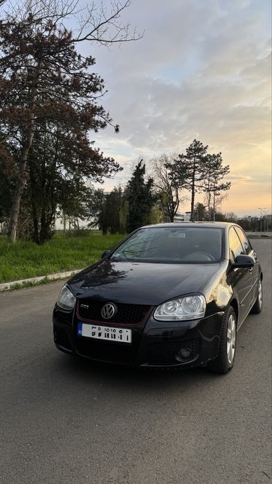 volkswagen  golf  V  1.6 benzina