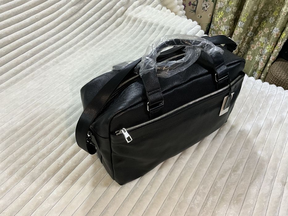 Кожаная спортивная сумка