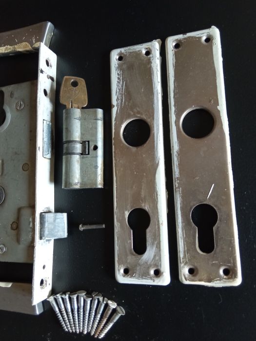 Замок дверной врезной советский