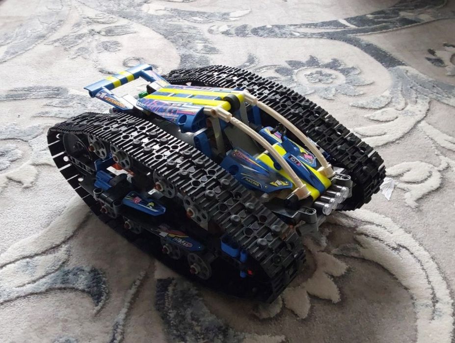 LEGO Technic 42140 Машина-трансформер на дистанционном управлении