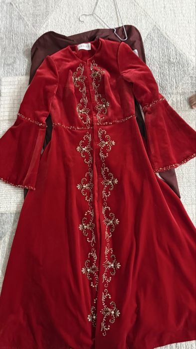 Бешпент пен кажекей сатылады от бренда Медина Сактаганова