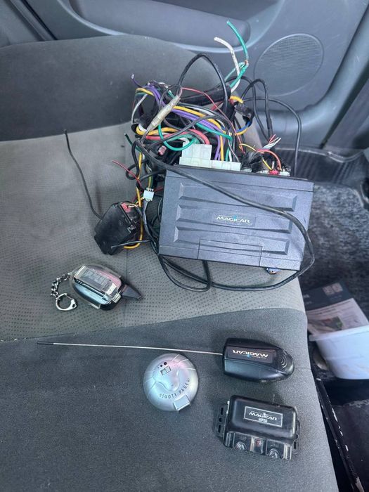 Bolachasi bor  Signalijatsiya Mejicar  sotiladi 1 chi qol adashmasam