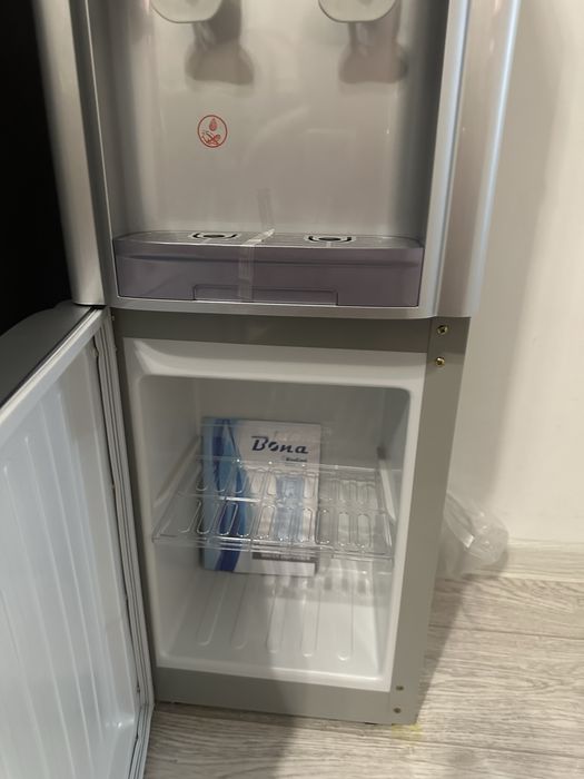 Кулер для воды…..