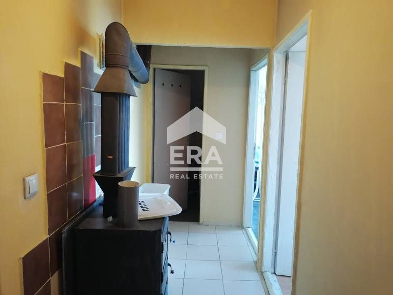 Дава се под наем Тристаен апартамент в Варна, Кайсиева градина - 96 кв.м за 375 € - Снимка #7