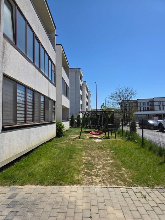 Vand apartament 2 camere