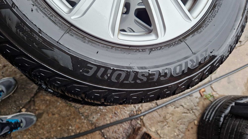 AUDI  Q3  джанти със зимни гуми 215/65/16 6,5J×16 ET33 5×112