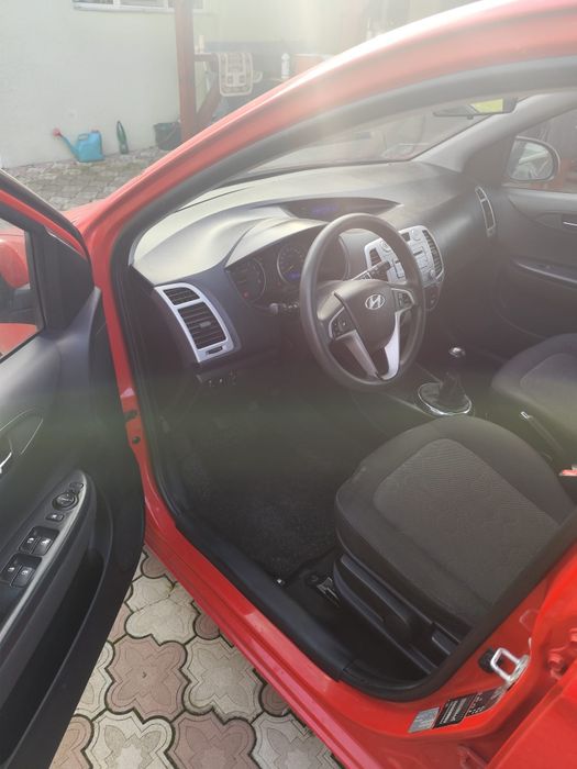 HYUNDAI i20 2010 — imagine 2