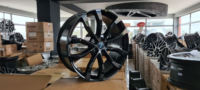 21цола 5х112 AUDI Ауди Q7 Q8 4бр