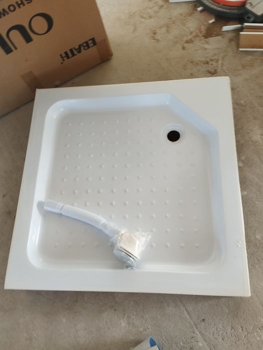 Продам падон для душа 80*80