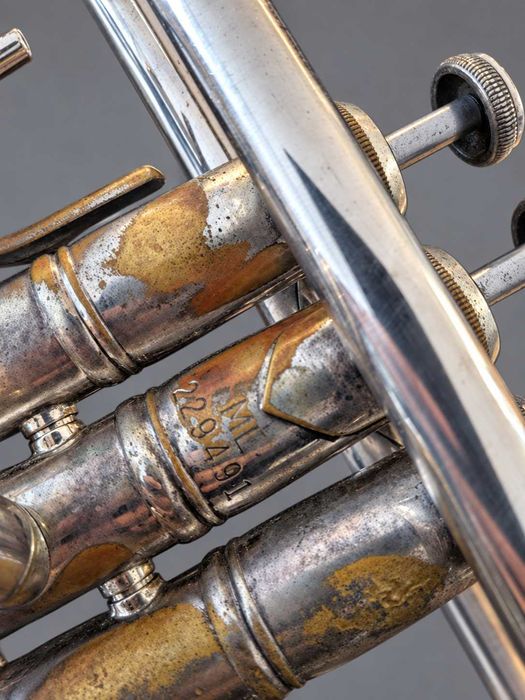Професионална тромпета Vincent Bach Stradivarius – Elkhart USA, с оригинален куфар