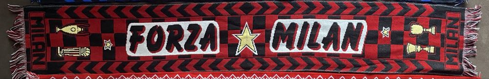 Шалове Inter,Milan,Roma,Barcelona.