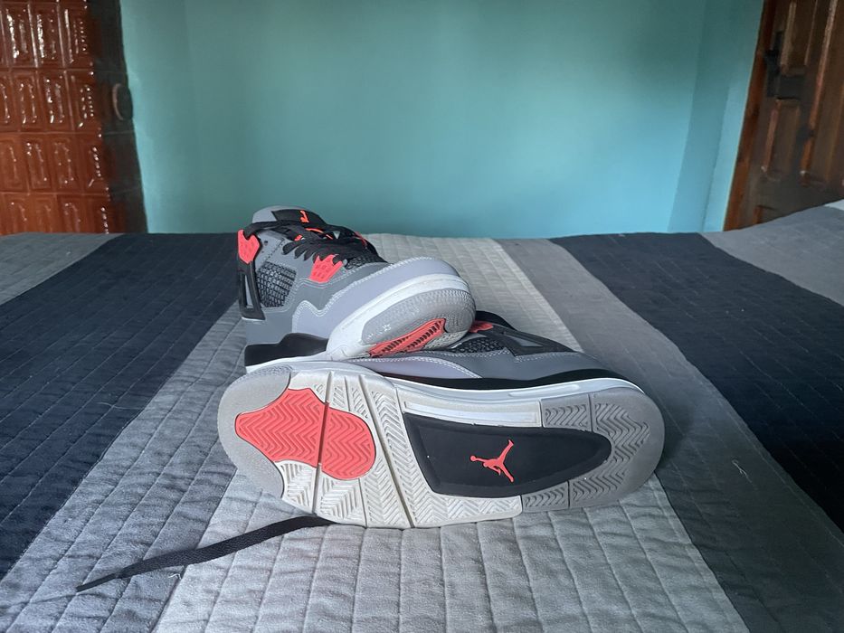 Jordan 4 Infrared