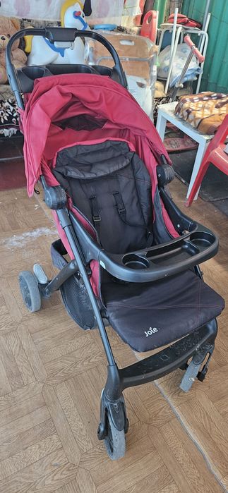 Продам коляску Joie Muze