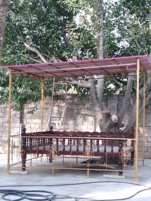 Продаётся дом со стороны Ташкента в начале г.Чирчика