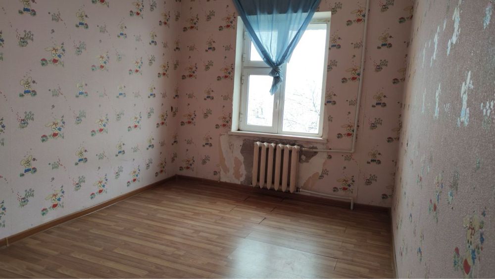 Uy sotiladi Chirchiq shahar Amir Temur ko’chasi 8-uy 16-xonadon