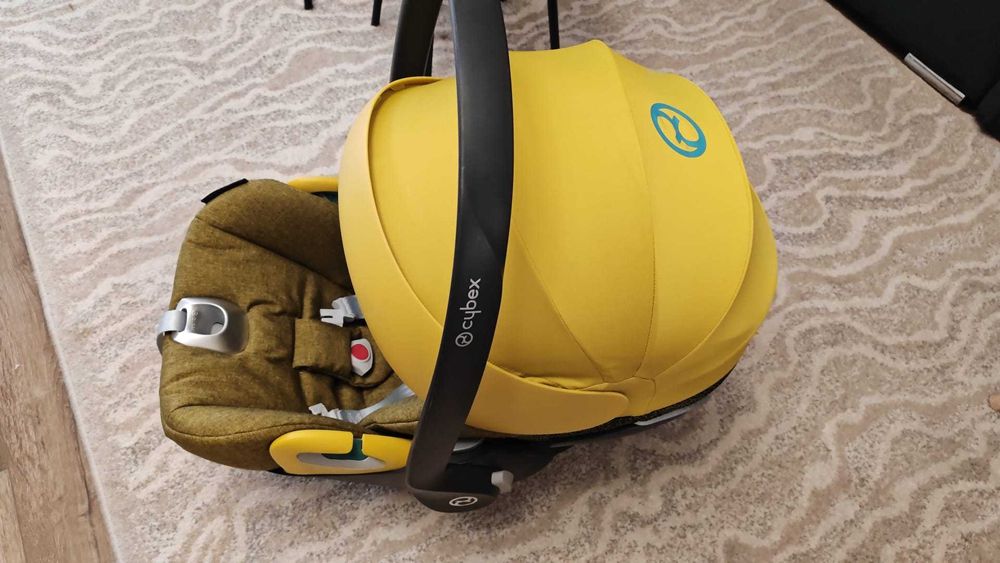 Scoică auto Cybex Cloud Z2 i-Size Plus Mustard Yellow