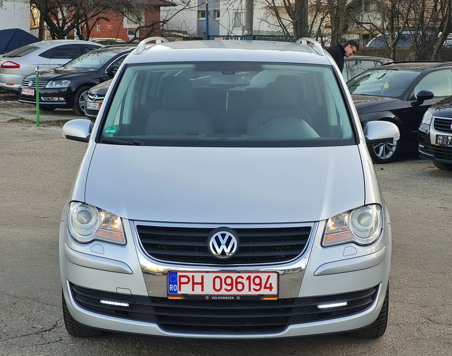 VW Touran UNITED ~ 7 Locuri ~ 1.4 Benzină TSI - 140 CP ~ Imp Germania
