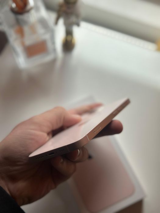 Iphone 13 roz  utilizat