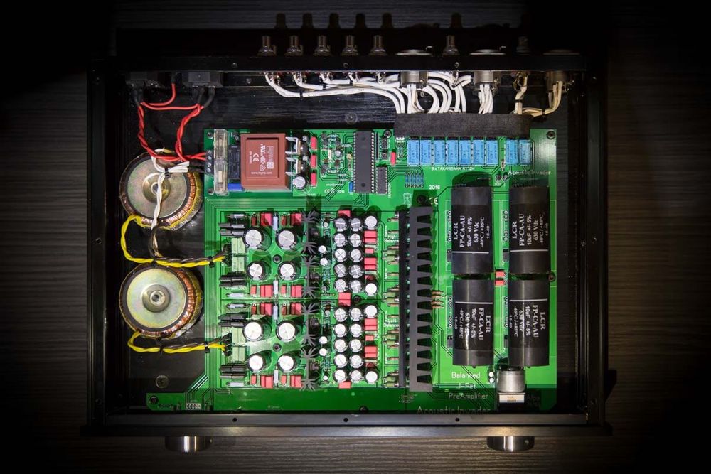 [VÂND] Acoustic Invader – Set High-End Line Preamp + Power Amp (10/10)