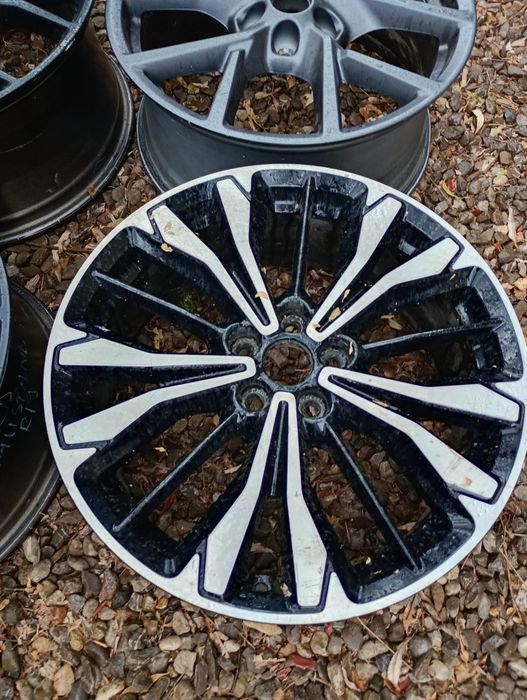 Jante Ford Mustang Kuga Focus St-line R19