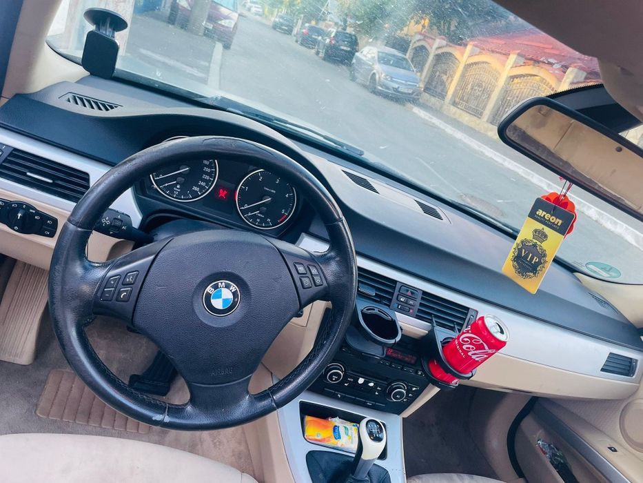 BMW 3 Series 2010 — imagine 3