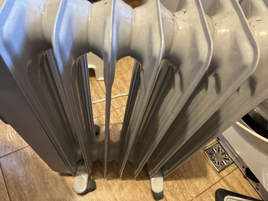 Calorifer electric cu ulei