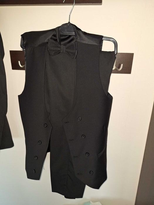 Луксозен мъжки  костюм