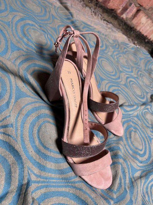 Туфли 39 размер 3000 тенге