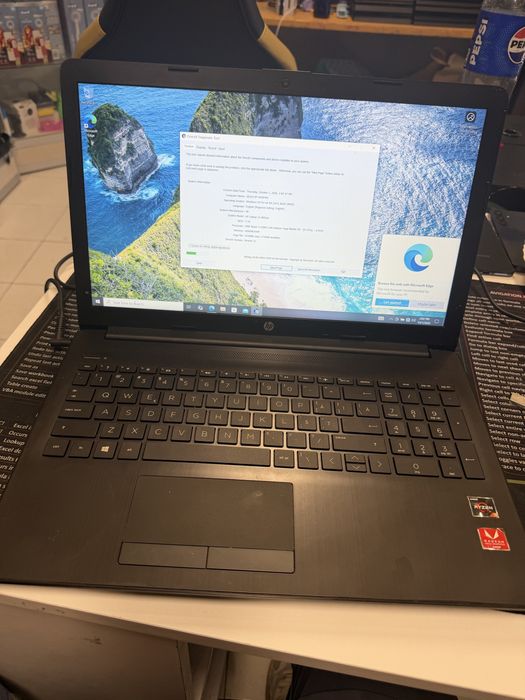 HP 15-db0013nq Ryzen 5 4 gb ram  512GB SSD Full HD Radeon Vega 8