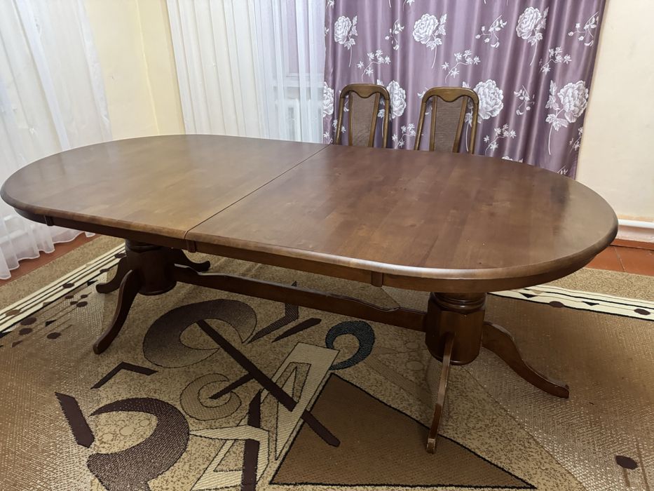 Стол, гостинный стол