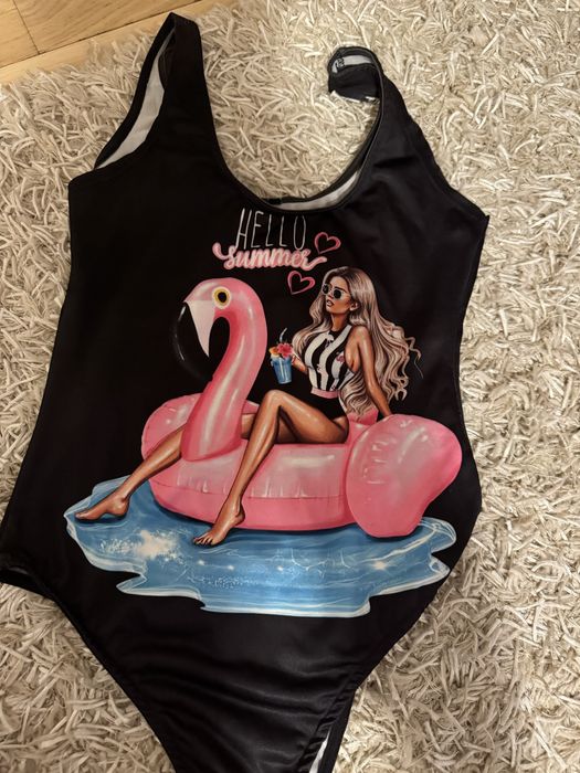 costum de baie intreb