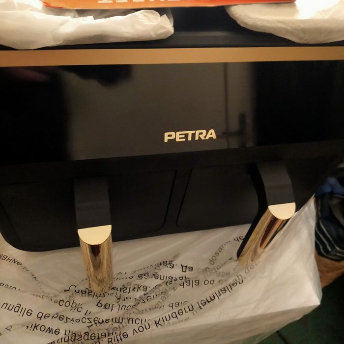 Двузонов фритюрник с горещ въздух