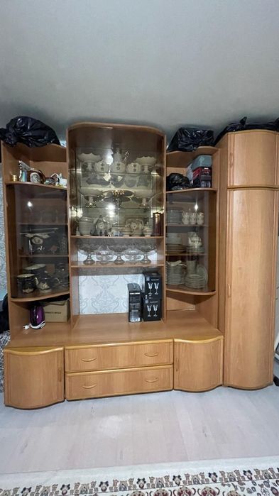 Продается сервант