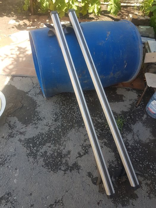 Продам релинги поперечные.