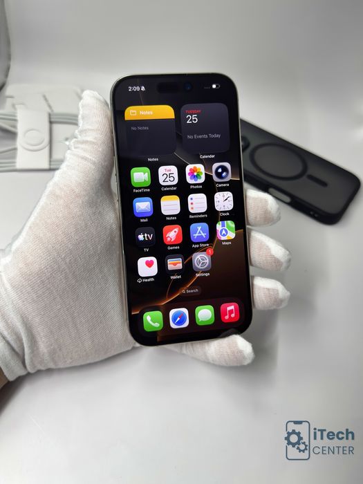 iPhone 16 Pro, 256GB, Natural Titanium, 100% батерия, ДОБЪР, 1г. ГАРАНЦИЯ!